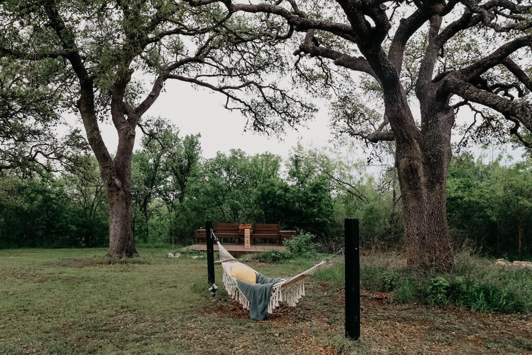 The Maverick: A-Frame W/ Hammock And Tree Top View New Braunfels Ngoại thất bức ảnh